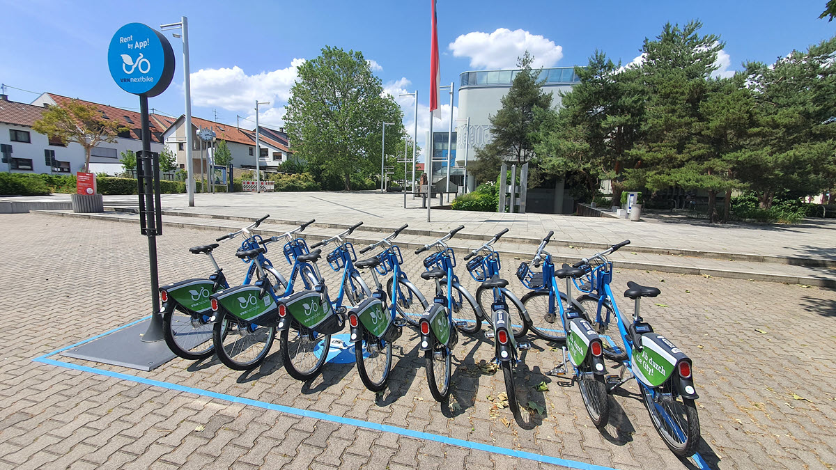 VRN Nextbikes vor dem Rathaus | Foto: Dr. Clemens Kriesel